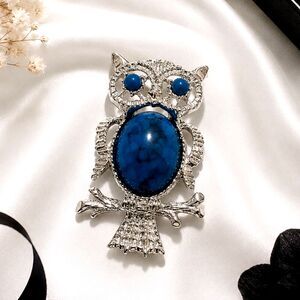 Vintage Gerry's Silver Tone Faux Turquoise Owl Brooch Pendant